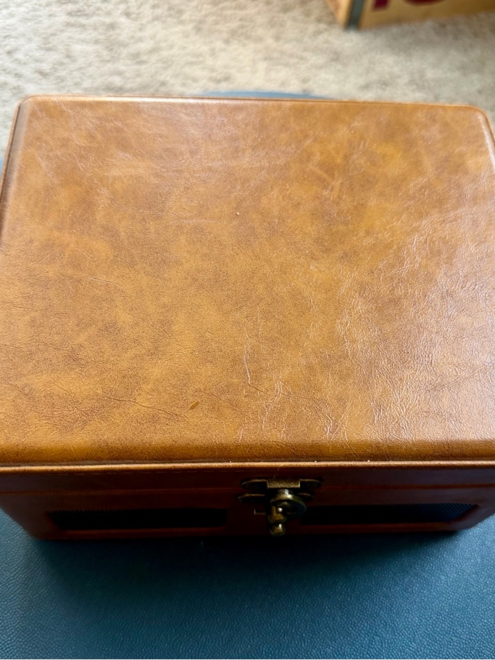 Vintage-Style Portable CD Turntable Player in Brown - Portable Audio & Video - Picture 7 of 8